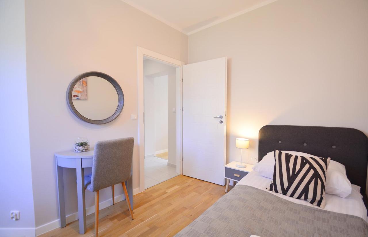 Sunset Apartments - Kapitanska - Plaza 500M Свиноуйсьце Экстерьер фото