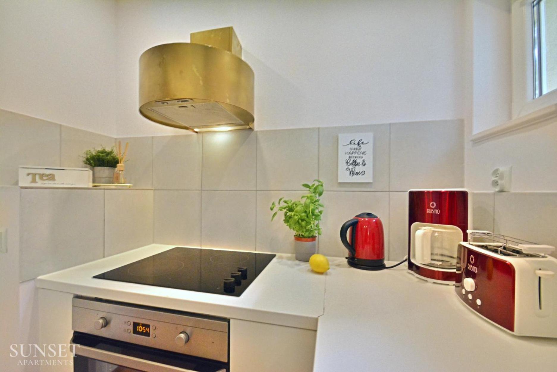 Sunset Apartments - Kapitanska - Plaza 500M Свиноуйсьце Экстерьер фото